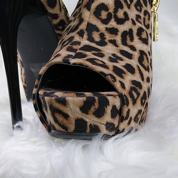 Camel leopard print peekaboo toe - Picture 3 of 4